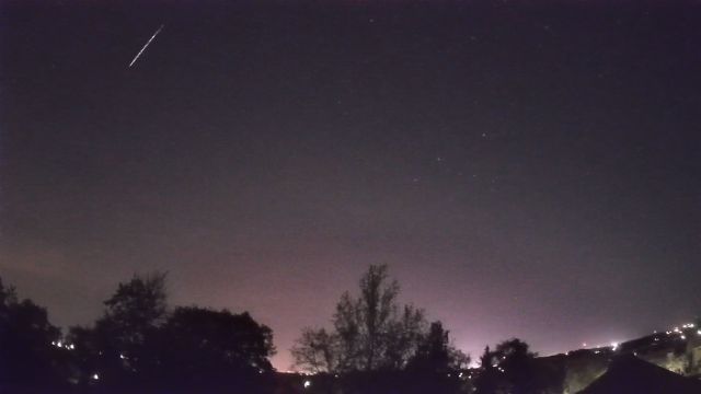AMS90 meteor
