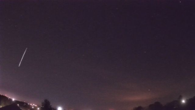 AMS90 meteor