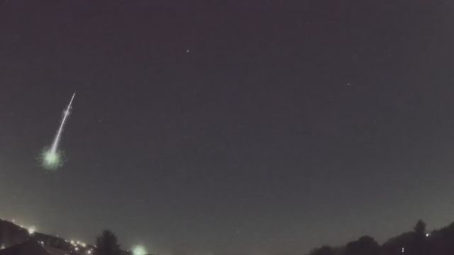 AMS90 meteor