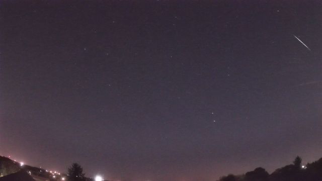 AMS90 meteor