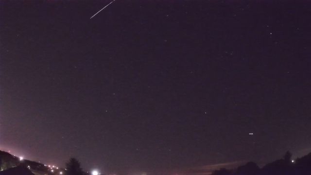 AMS90 meteor