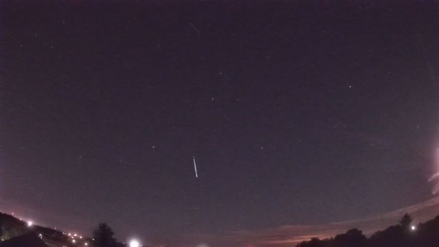 AMS90 meteor