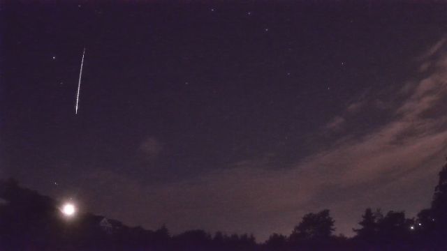 AMS90 meteor