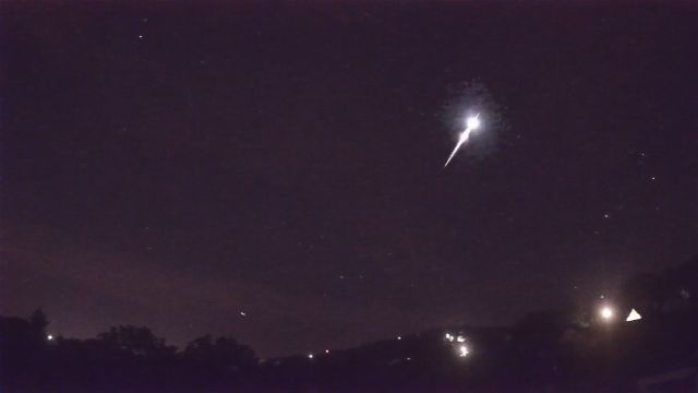 AMS90 meteor
