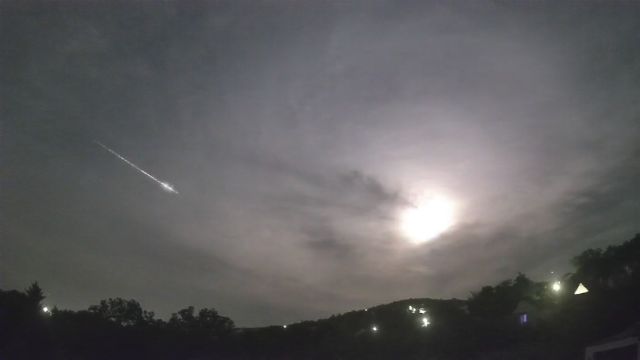 AMS90 meteor