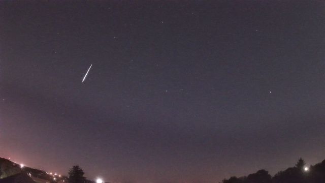 AMS90 meteor