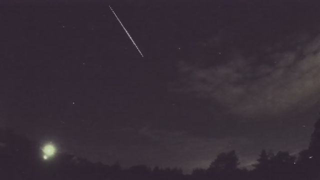AMS90 meteor