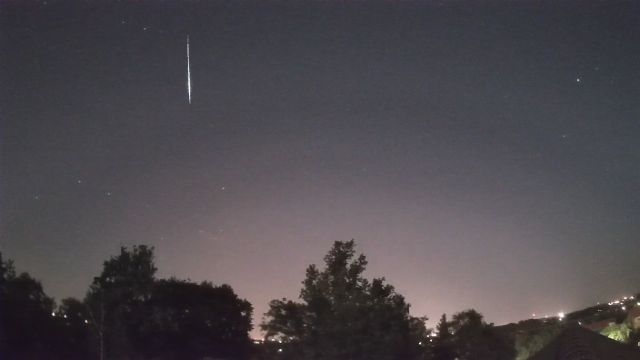 AMS90 meteor