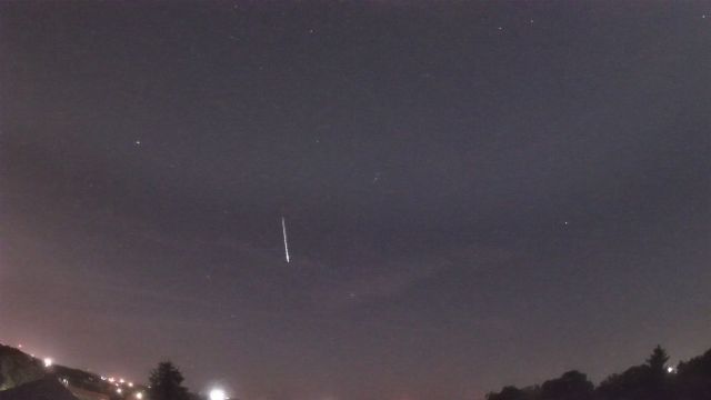 AMS90 meteor