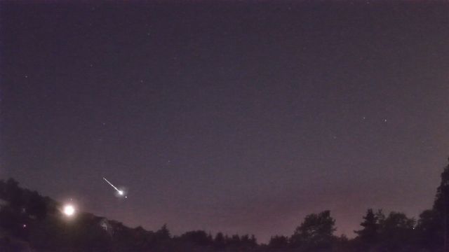 AMS90 meteor