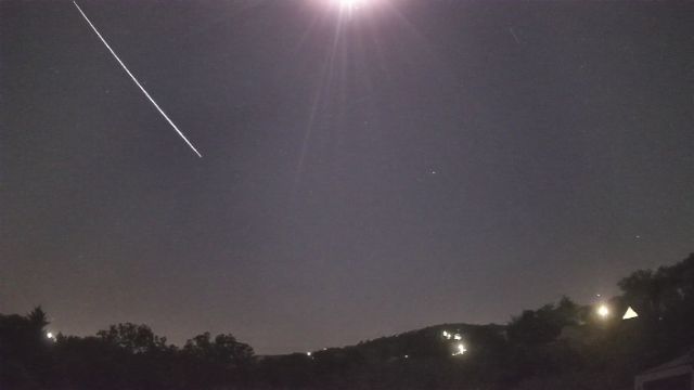 AMS90 meteor