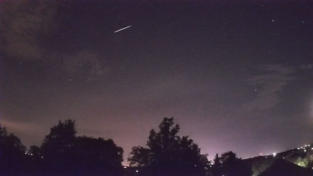 AMS90 meteor