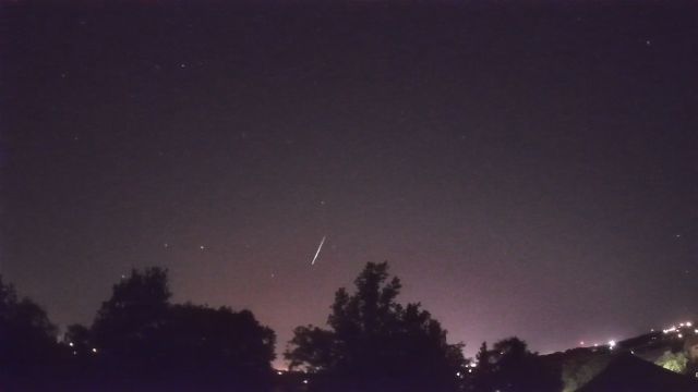 AMS90 meteor