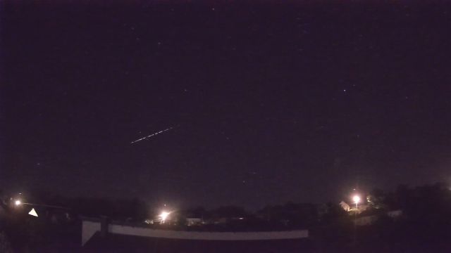 AMS90 meteor