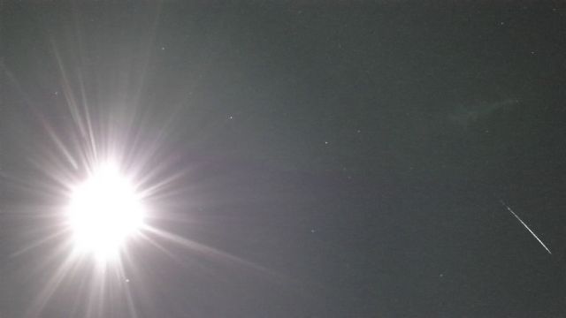 AMS90 meteor