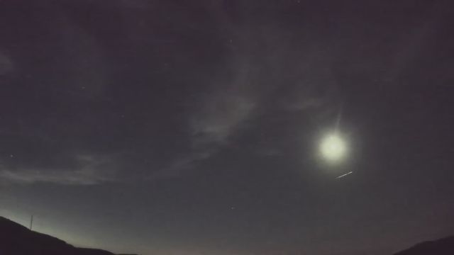 AMS92 meteor