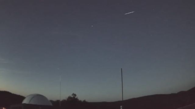 AMS92 meteor