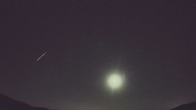 AMS92 meteor