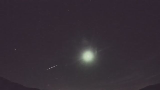 AMS92 meteor