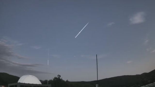 AMS92 meteor