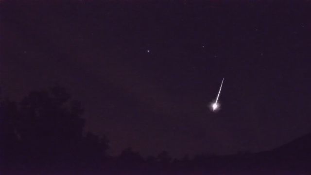 AMS92 meteor