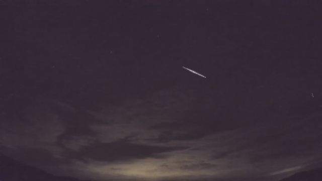 AMS92 meteor