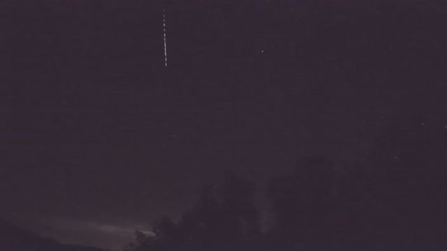 AMS92 meteor