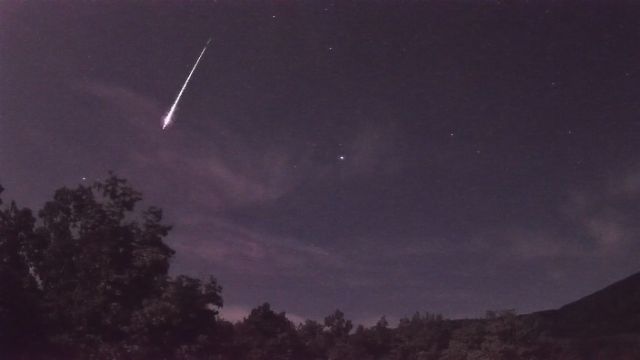 AMS92 meteor