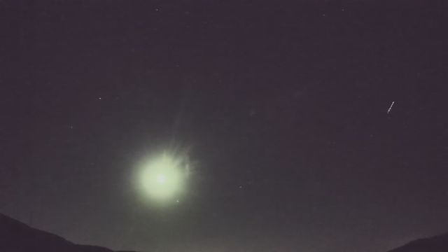 AMS92 meteor
