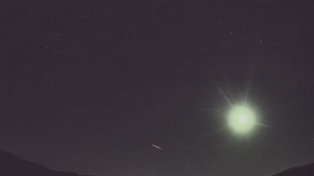 AMS92 meteor