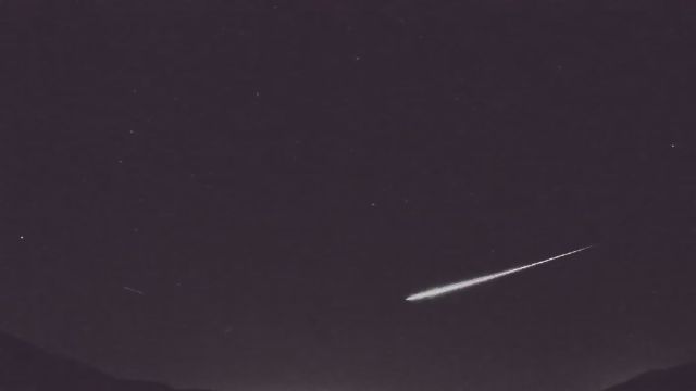 AMS92 meteor