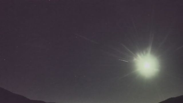 AMS92 meteor