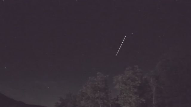 AMS92 meteor