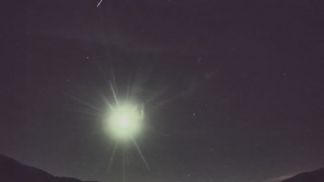 AMS92 meteor