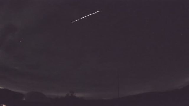 AMS92 meteor