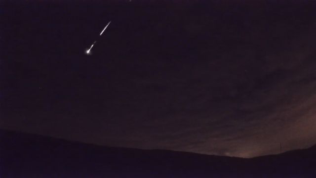 AMS92 meteor
