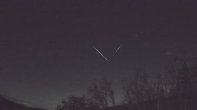 AMS92 meteor