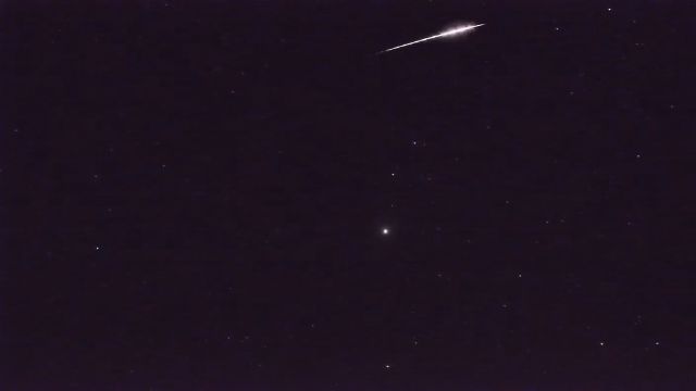 AMS92 meteor
