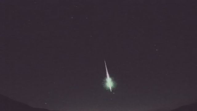 AMS92 meteor