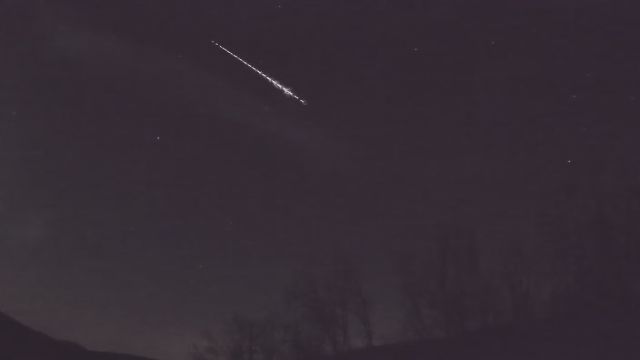 AMS92 meteor