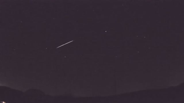 AMS92 meteor