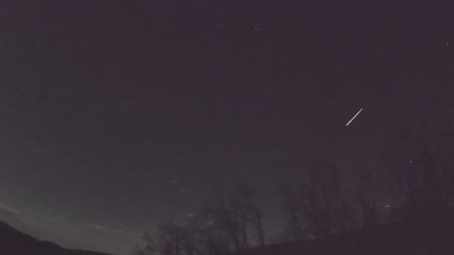 AMS92 meteor