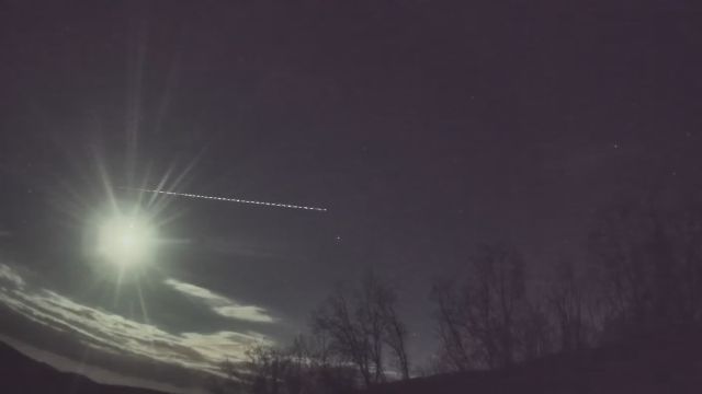 AMS92 meteor