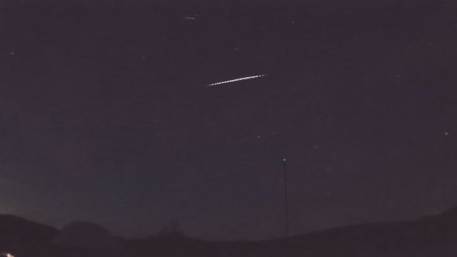 AMS92 meteor