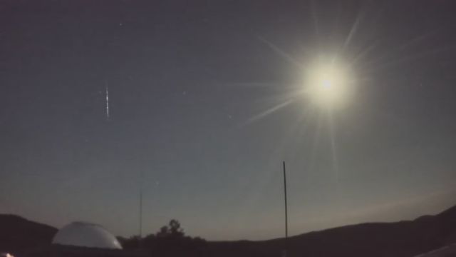 AMS92 meteor