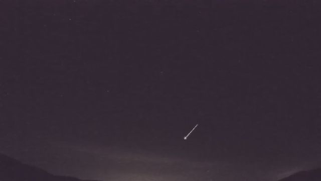 AMS92 meteor