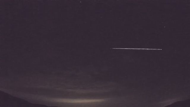 AMS92 meteor