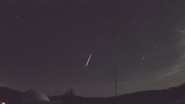 AMS92 meteor