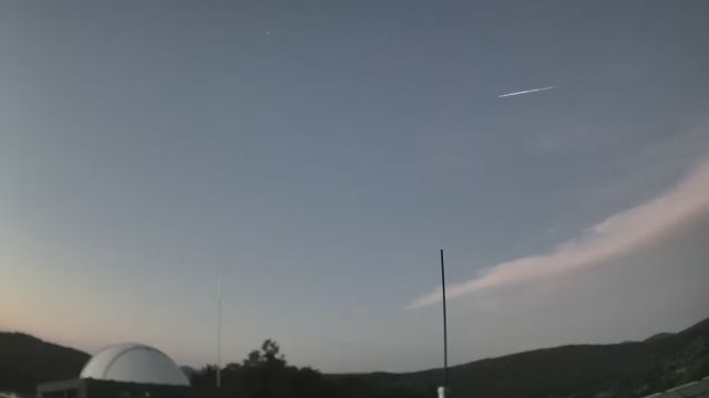 AMS92 meteor