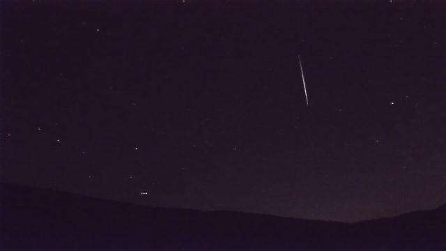 AMS92 meteor